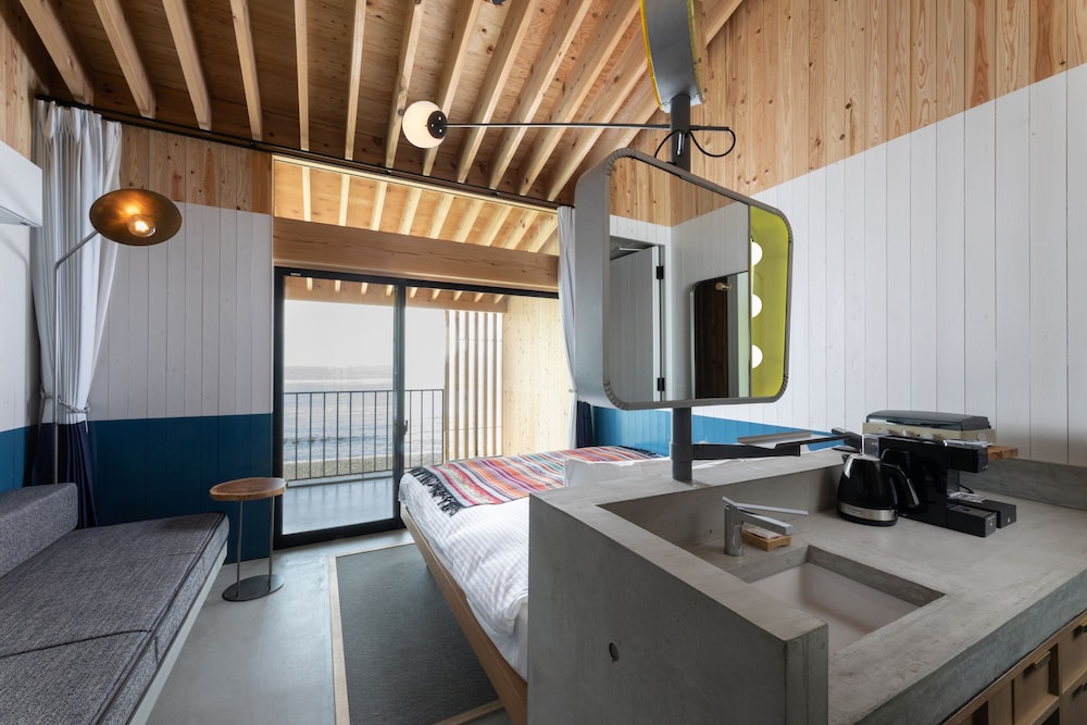 KAMOME SLOW HOTEL 神戸