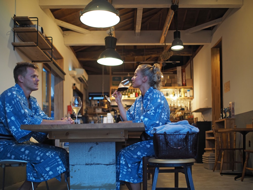 BRÜCKE HOSTEL&CAFE ARIMA KOBE 神戸