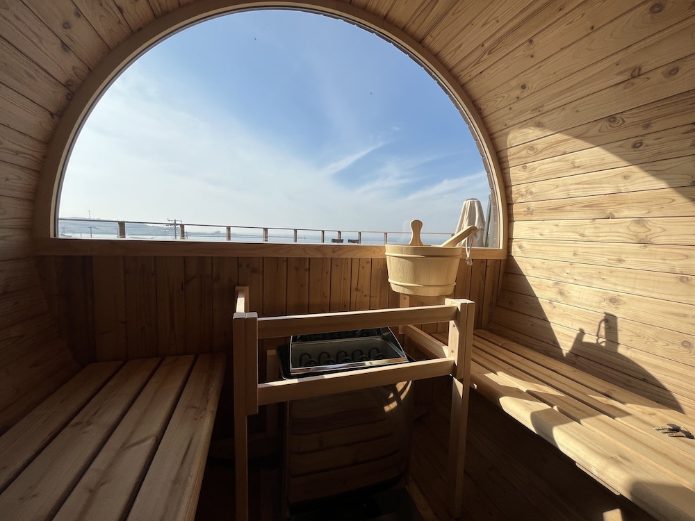 BREEZE AWAJI GOSHIKIHAMA 神戸