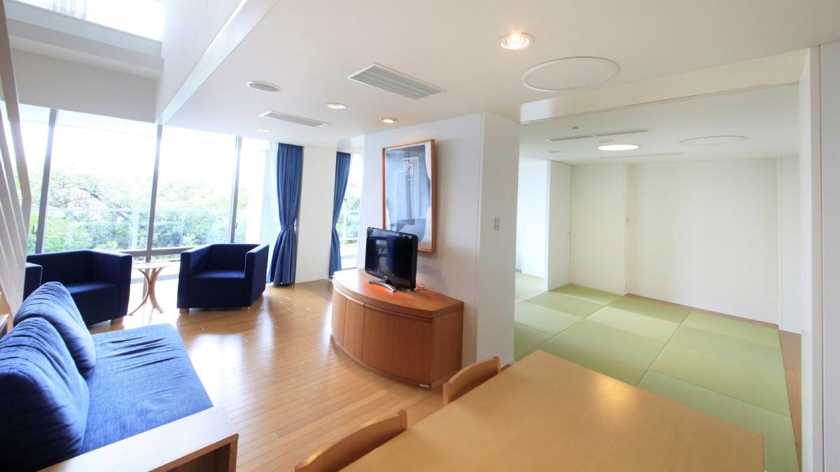 TOTO シーウィンド淡路 神戸