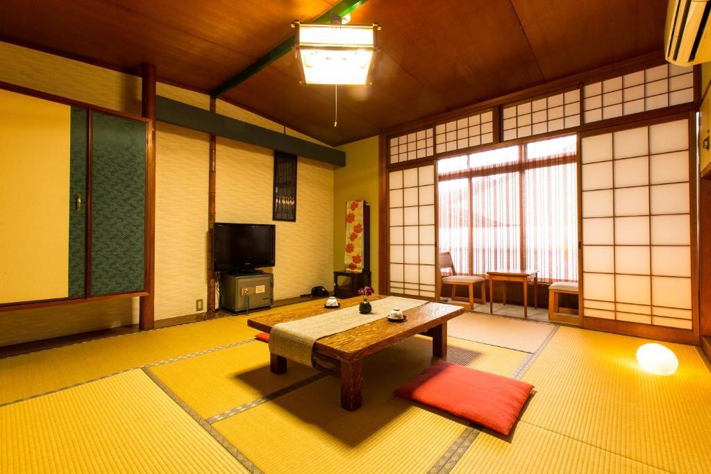 城崎温泉の宿 料理旅館 よしはる 神戸