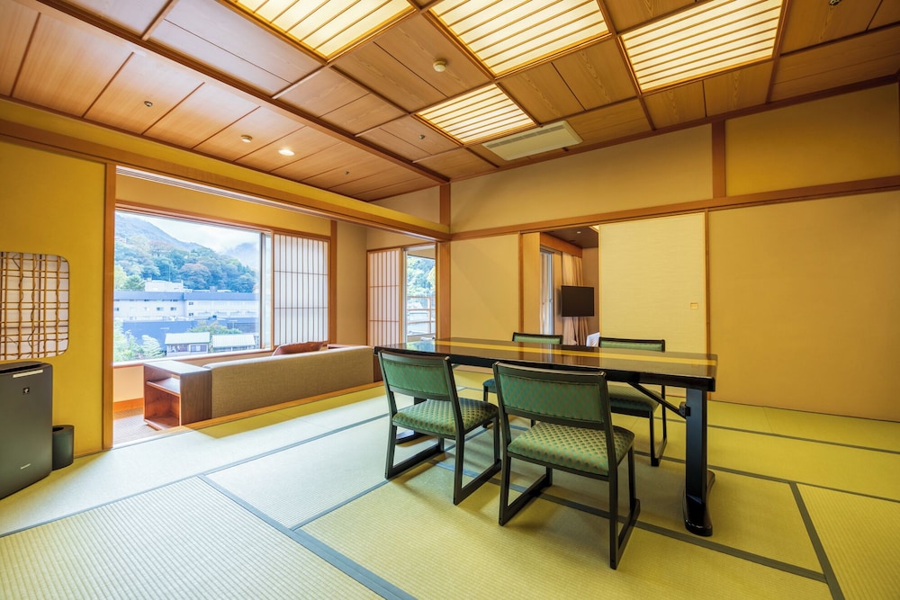 ホテル河鹿荘 箱根