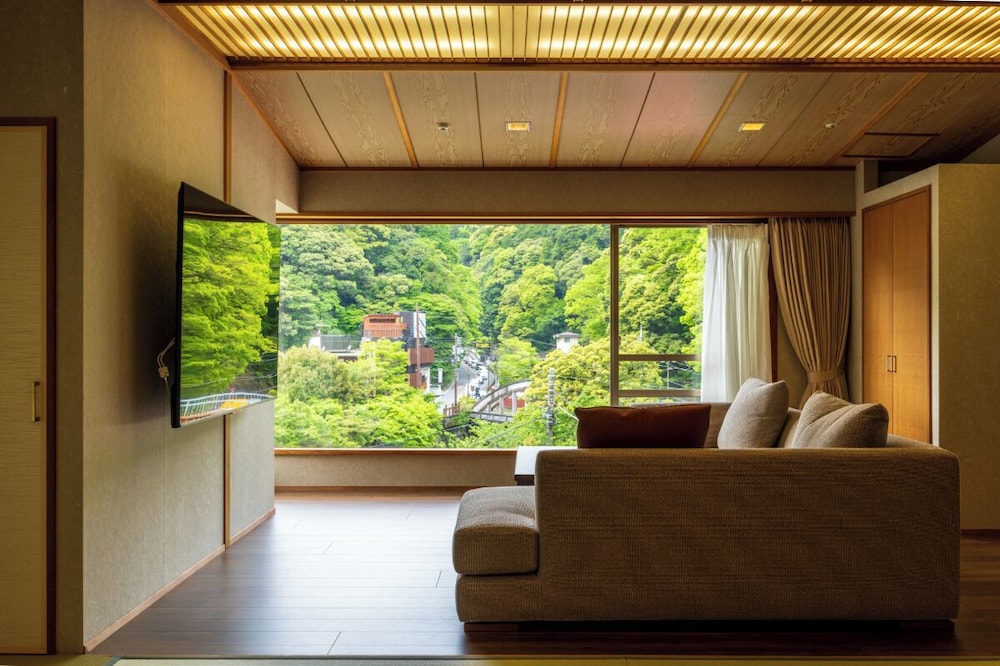 ホテル河鹿荘 箱根
