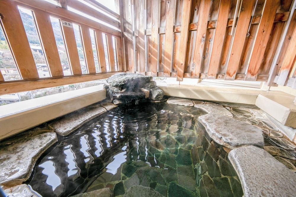 ホテル河鹿荘 箱根