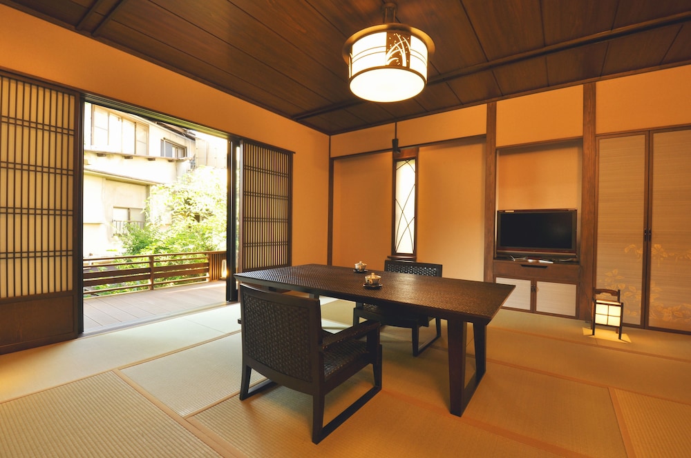 彌榮館 箱根