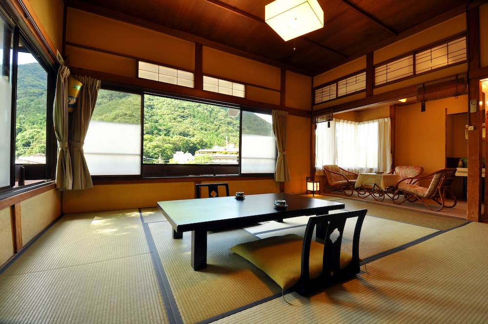 彌榮館 箱根