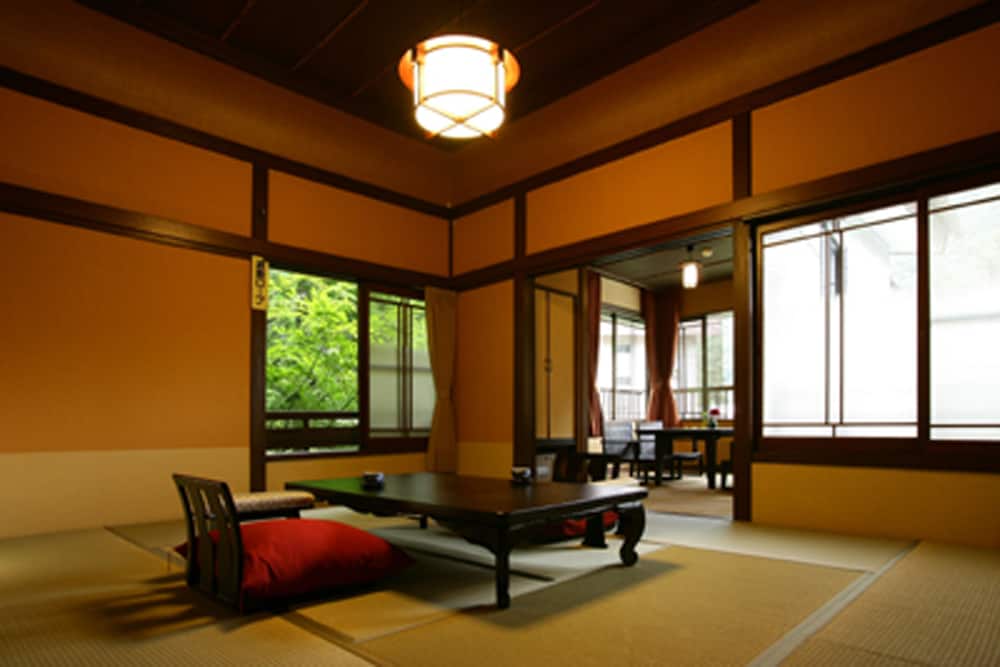 彌榮館 箱根