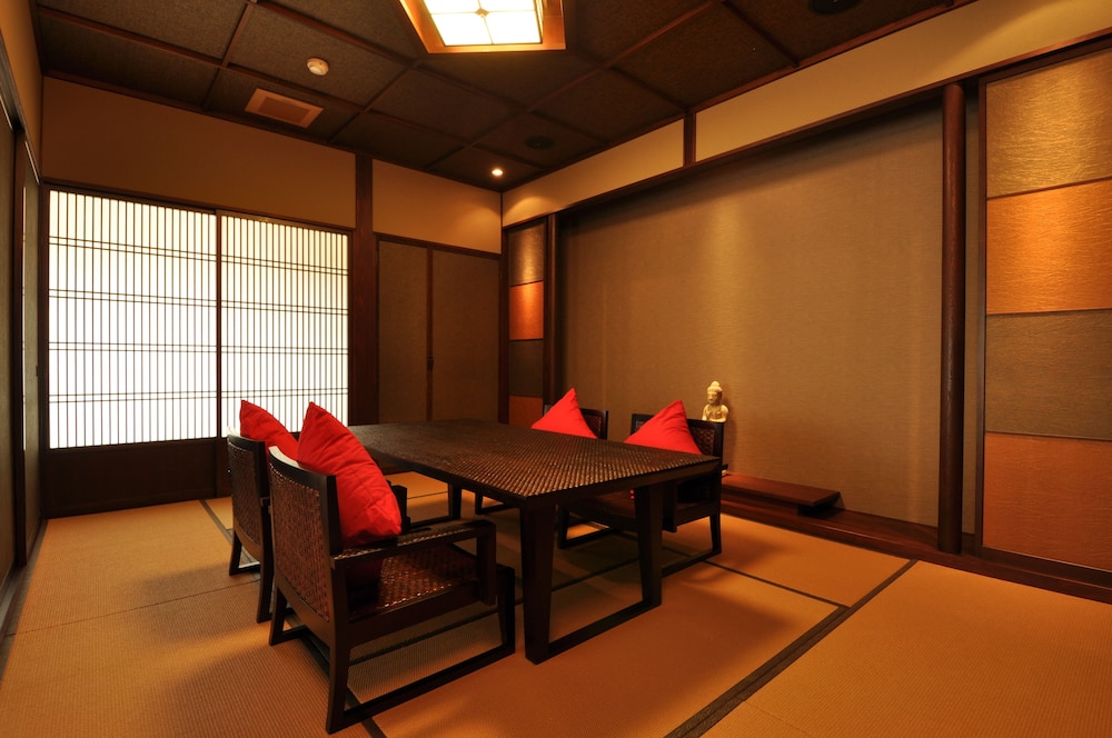 彌榮館 箱根