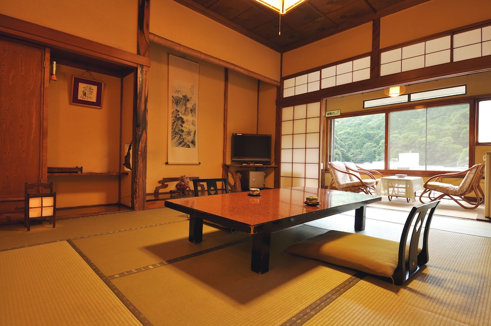 彌榮館 箱根