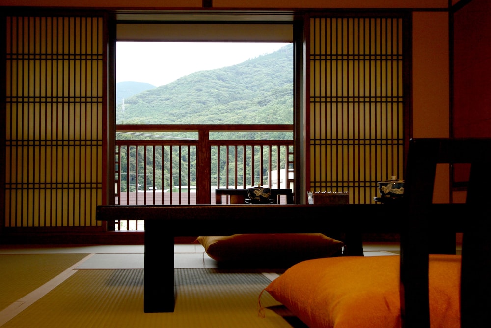 彌榮館 箱根