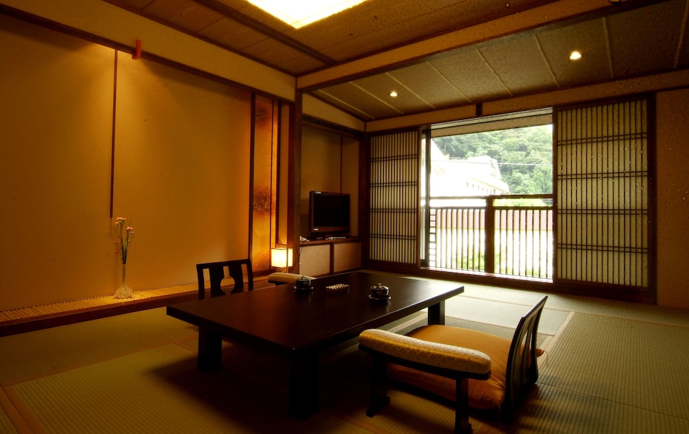 彌榮館 箱根