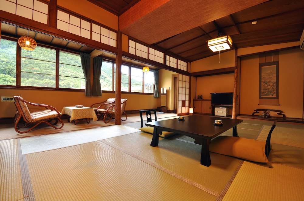 彌榮館 箱根