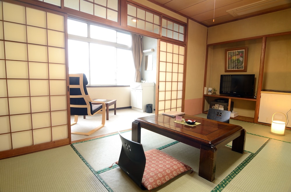 市川別館 晴観荘 箱根