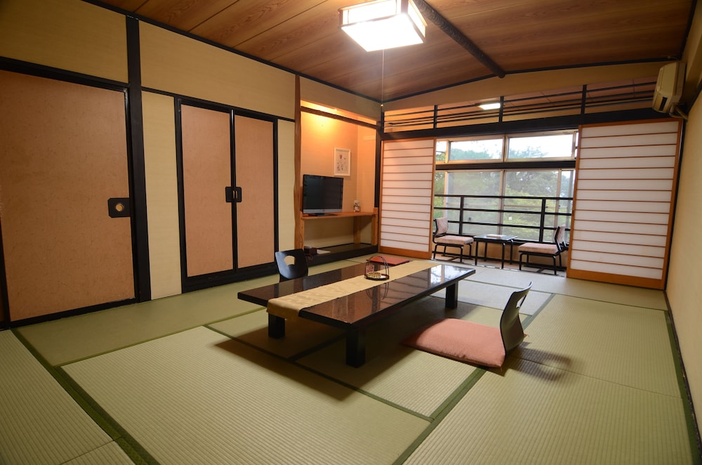 市川別館 晴観荘 箱根