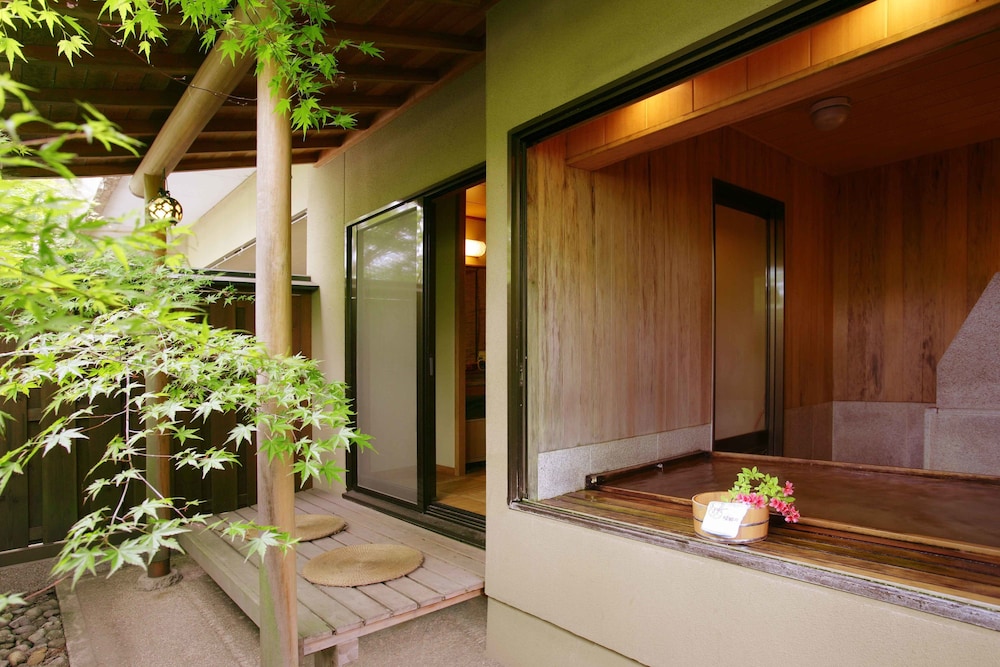 市川別館 晴観荘 箱根