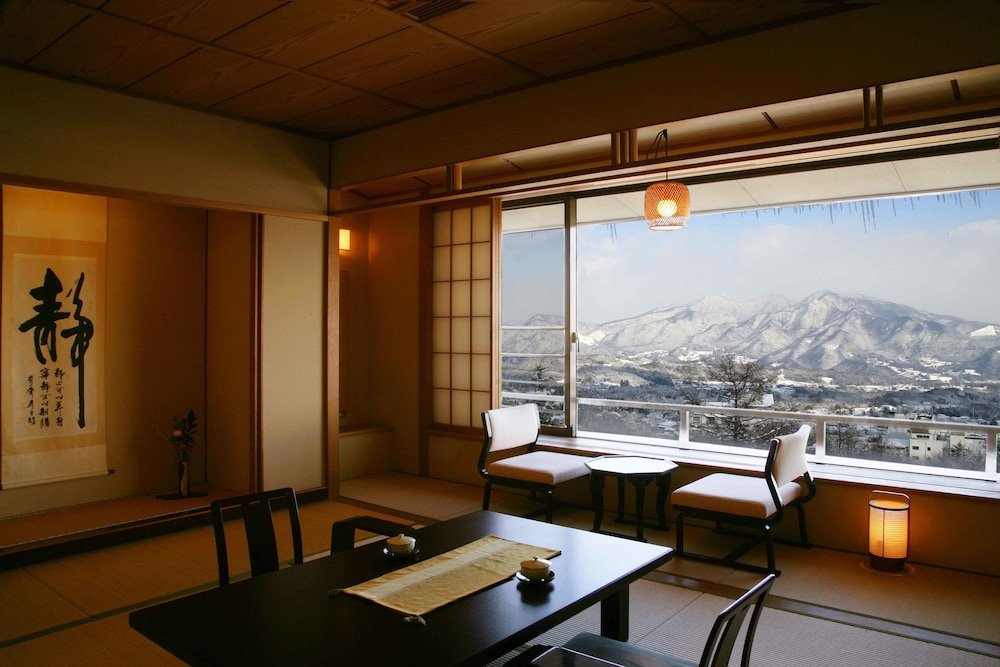 市川別館 晴観荘 箱根
