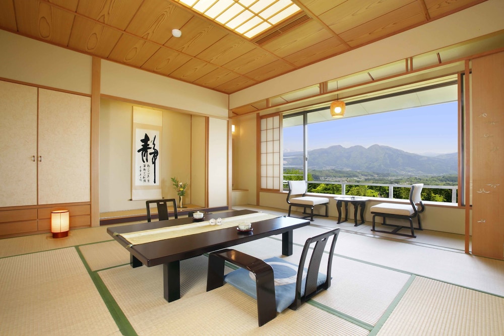 市川別館 晴観荘 箱根