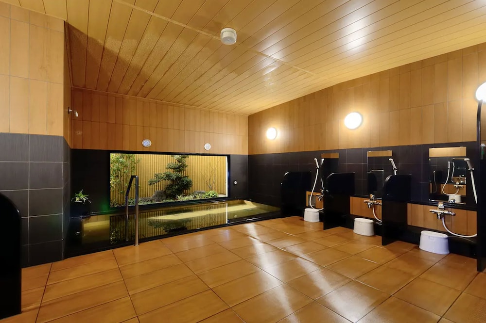 ホテルルートイン伊勢原大山インター -国道 246 号- 箱根
