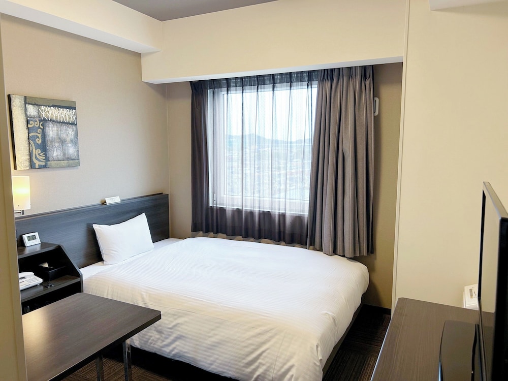 ホテルルートイン伊勢原大山インター -国道 246 号- 箱根