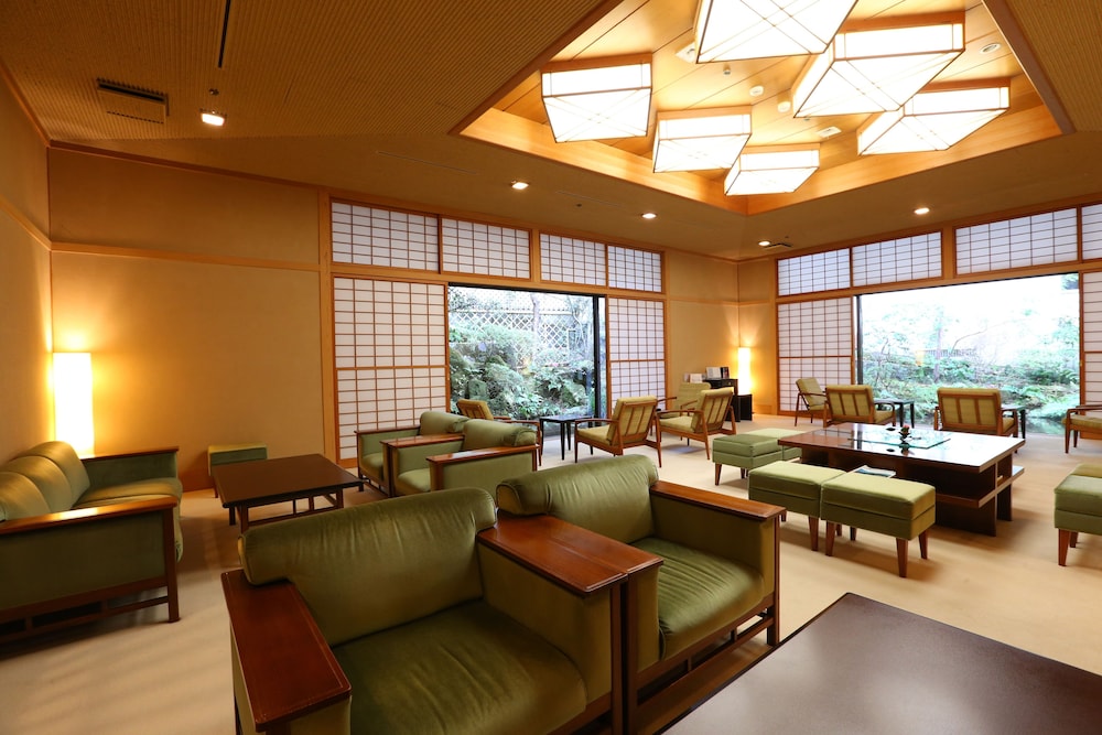 海石榴 (つばき) 箱根