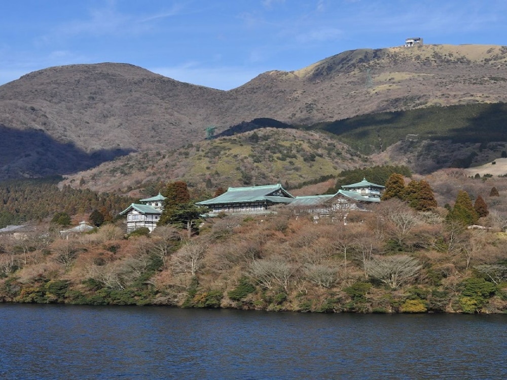 龍宮殿 箱根