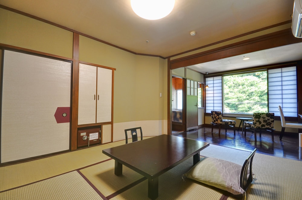 ホテルおかだ 箱根