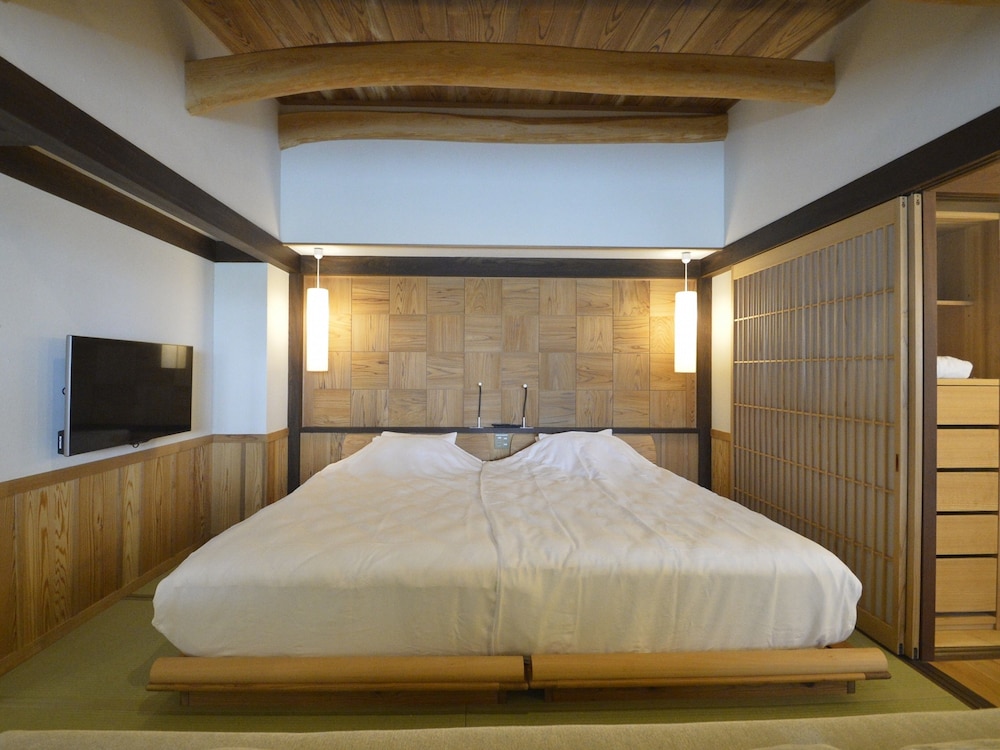 強羅花扇 円かの杜 箱根