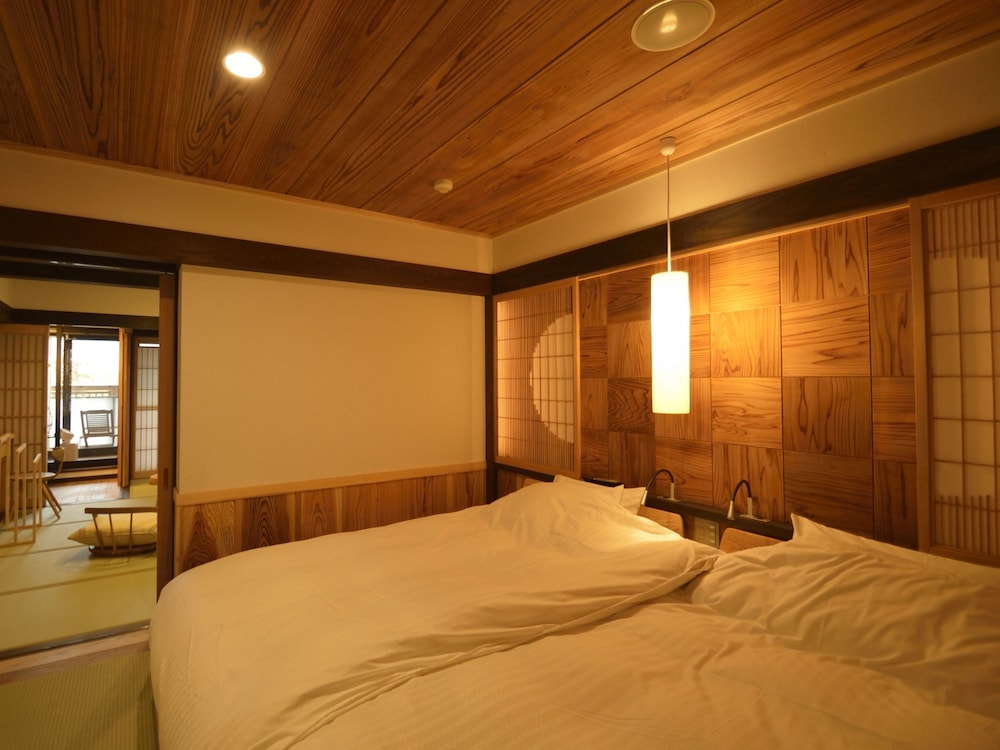 強羅花扇 円かの杜 箱根