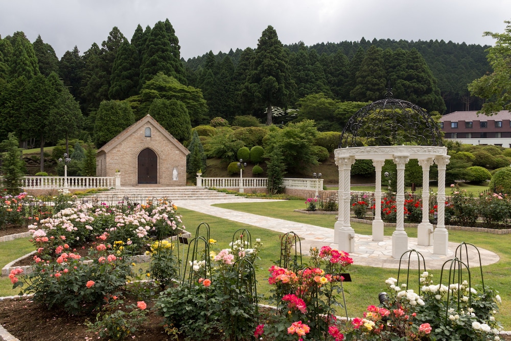 箱根・芦ノ湖畔 山のホテル 箱根