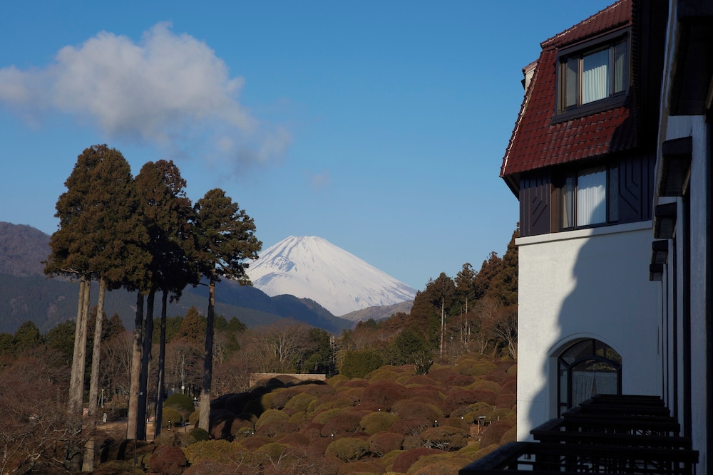 箱根・芦ノ湖畔 山のホテル 箱根