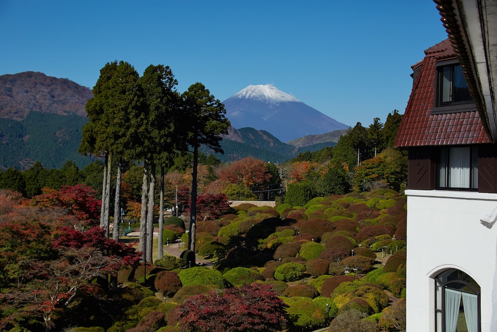 箱根・芦ノ湖畔 山のホテル 箱根