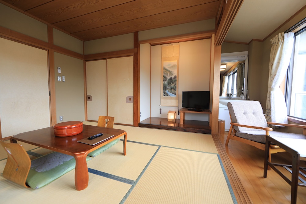 焼肉と海鮮の宿 らく-RAKU- 箱根