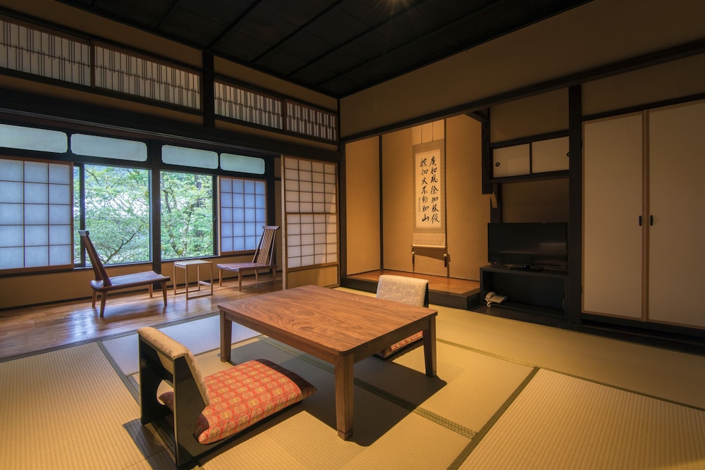 松坂屋本店 箱根