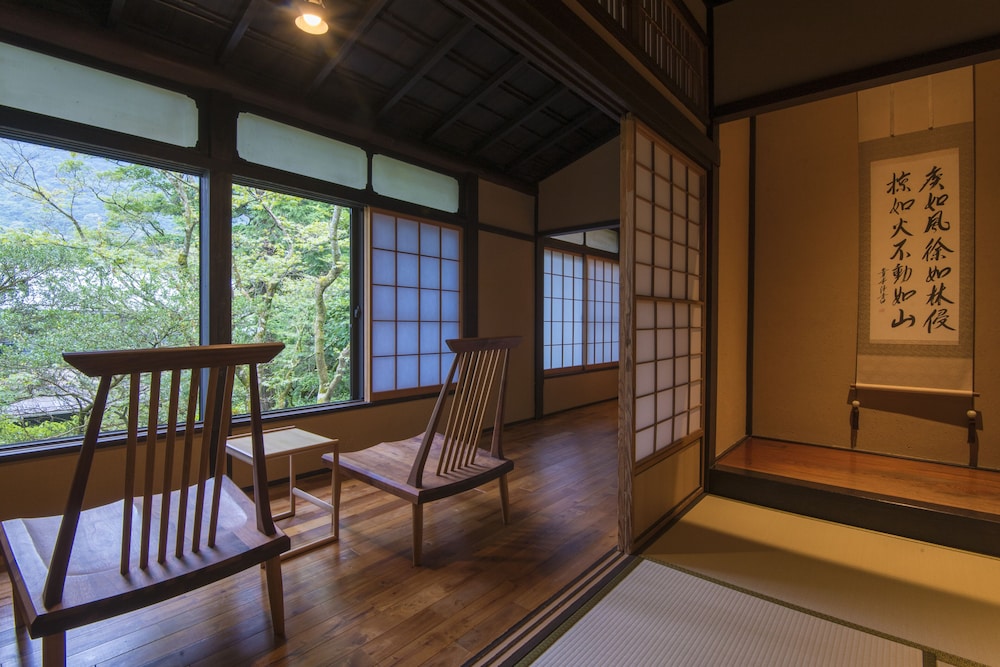 松坂屋本店 箱根