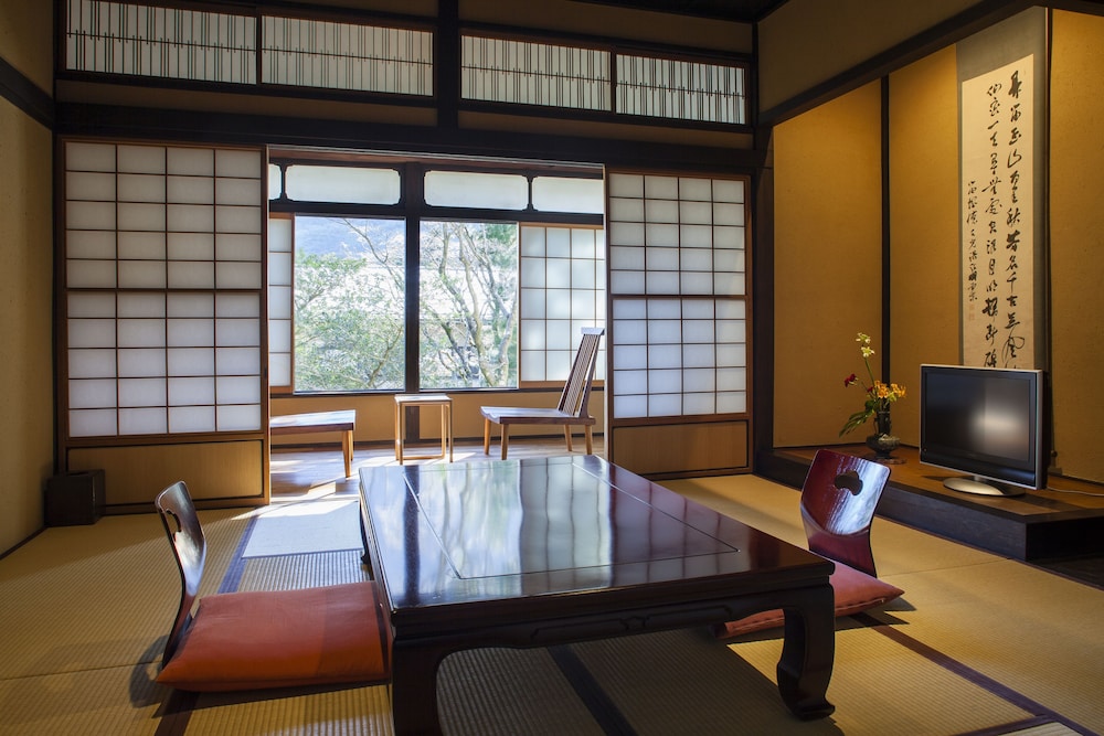 松坂屋本店 箱根