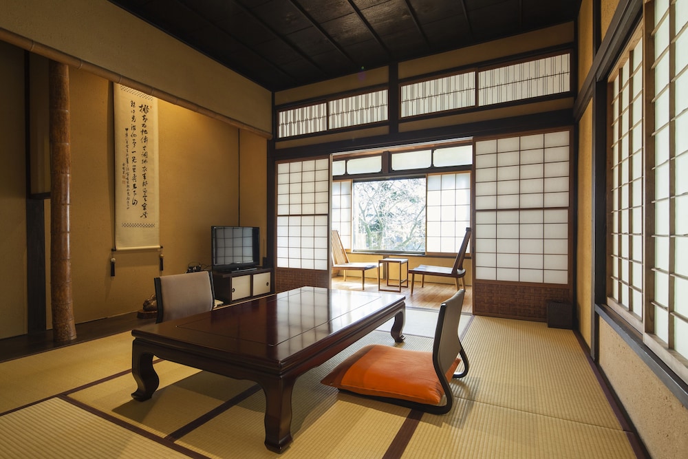 松坂屋本店 箱根