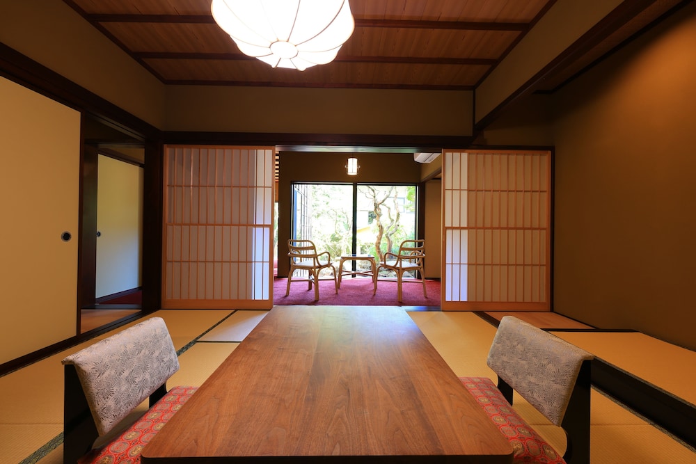 松坂屋本店 箱根