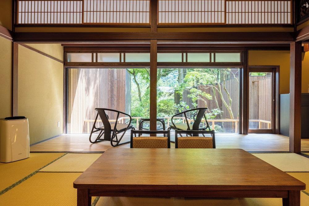 松坂屋本店 箱根