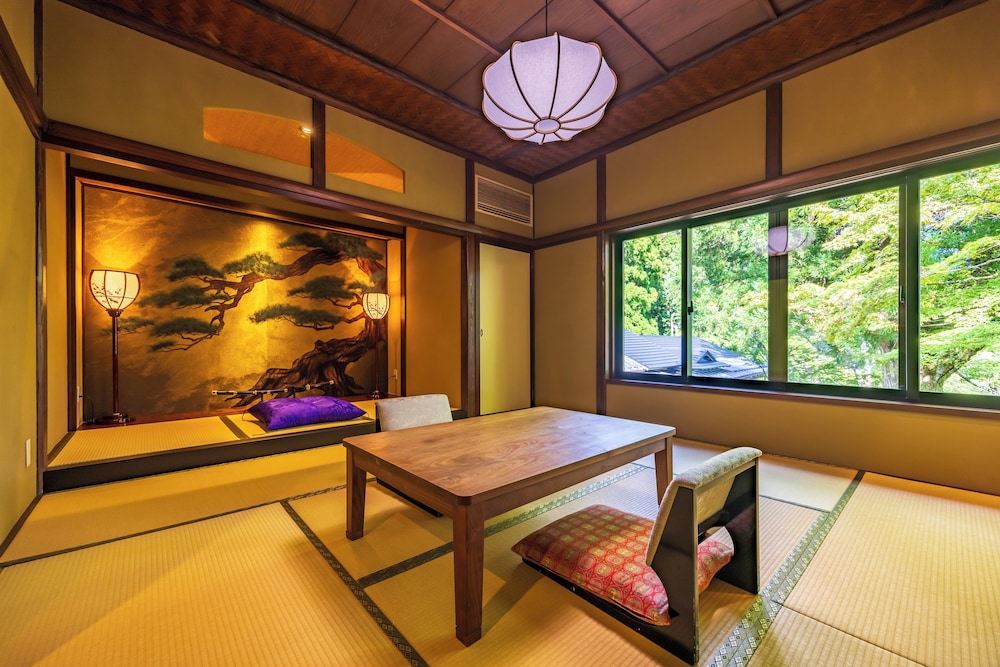 松坂屋本店 箱根