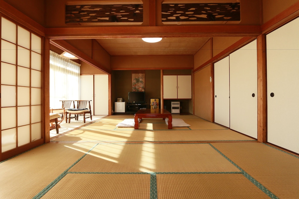 箱根仙石原温泉 あじわいの心金時山荘 箱根