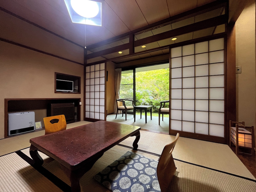 温泉旅館みたけ 箱根
