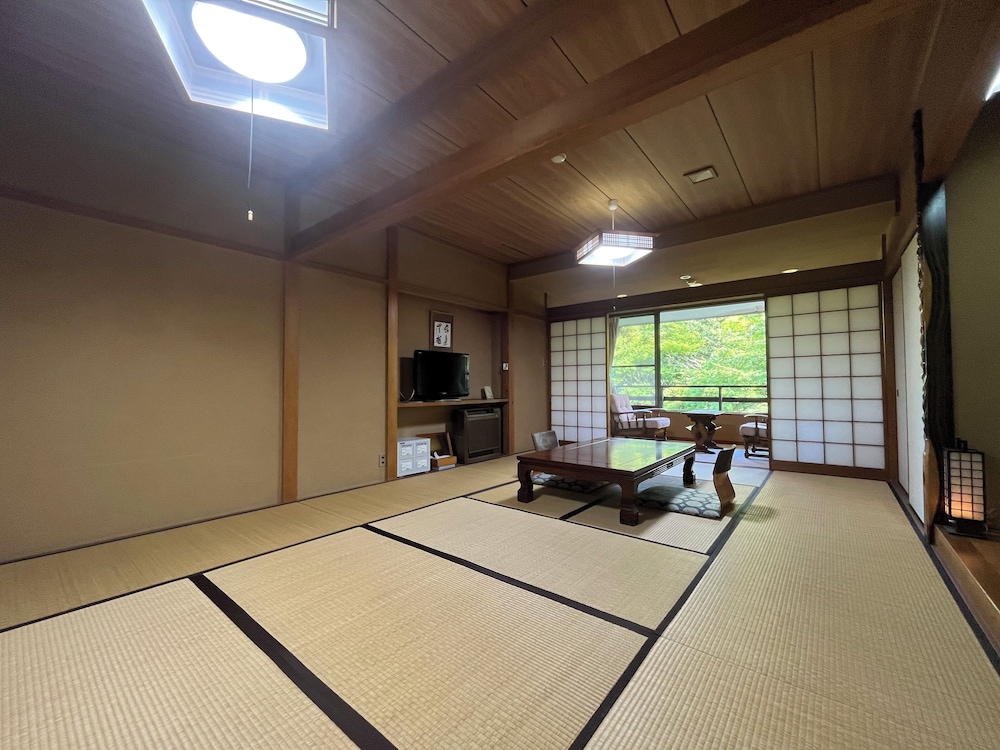 温泉旅館みたけ 箱根