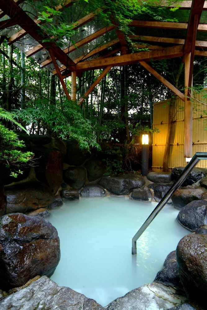 温泉旅館みたけ 箱根