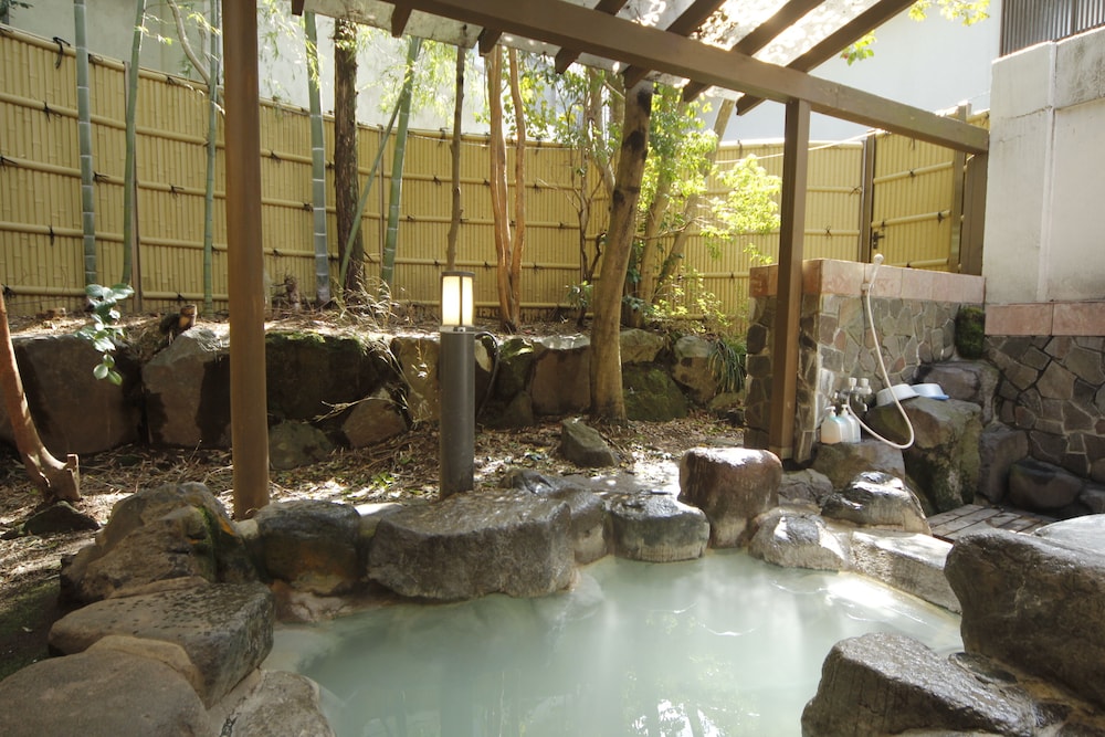 温泉旅館みたけ 箱根