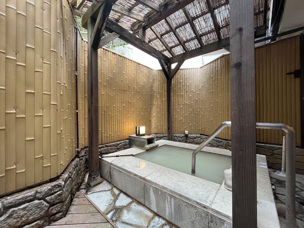 温泉旅館みたけ 箱根