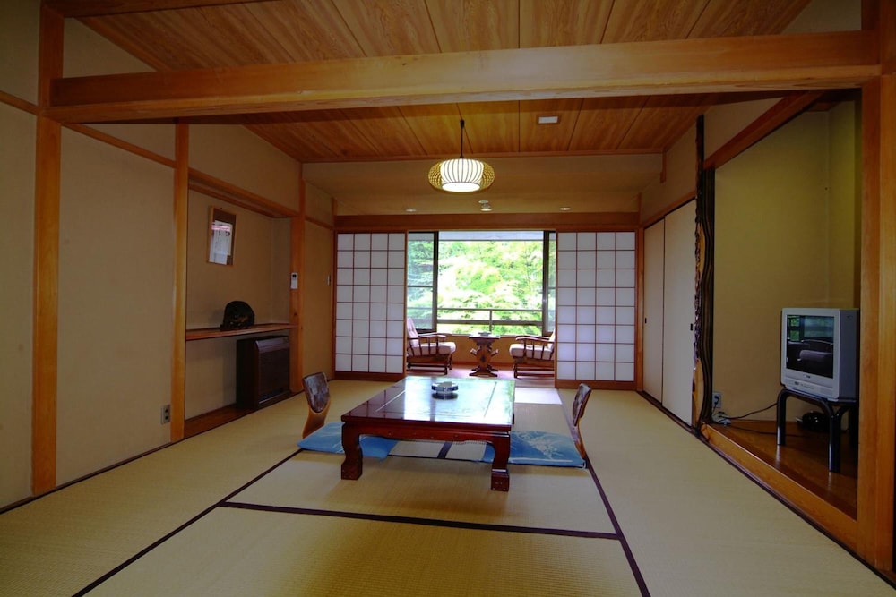 温泉旅館みたけ 箱根