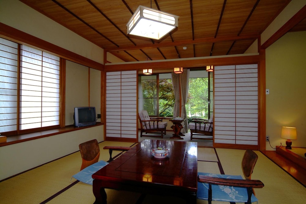 温泉旅館みたけ 箱根