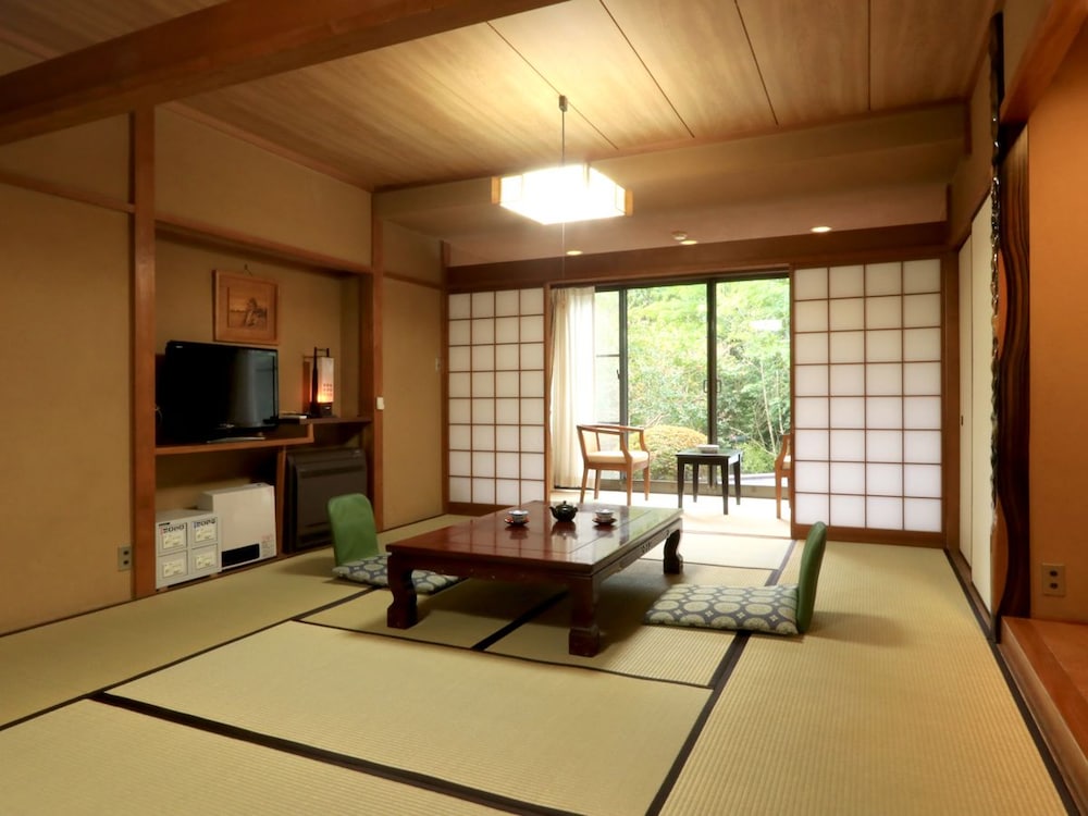 温泉旅館みたけ 箱根
