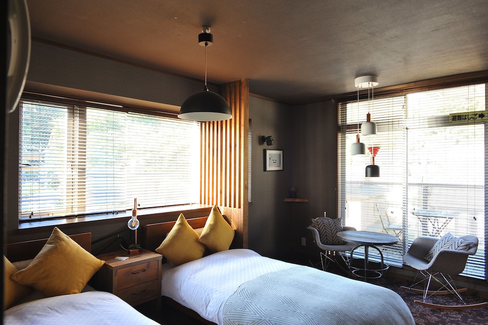 BOX HOTEL FROM BIZAN 箱根