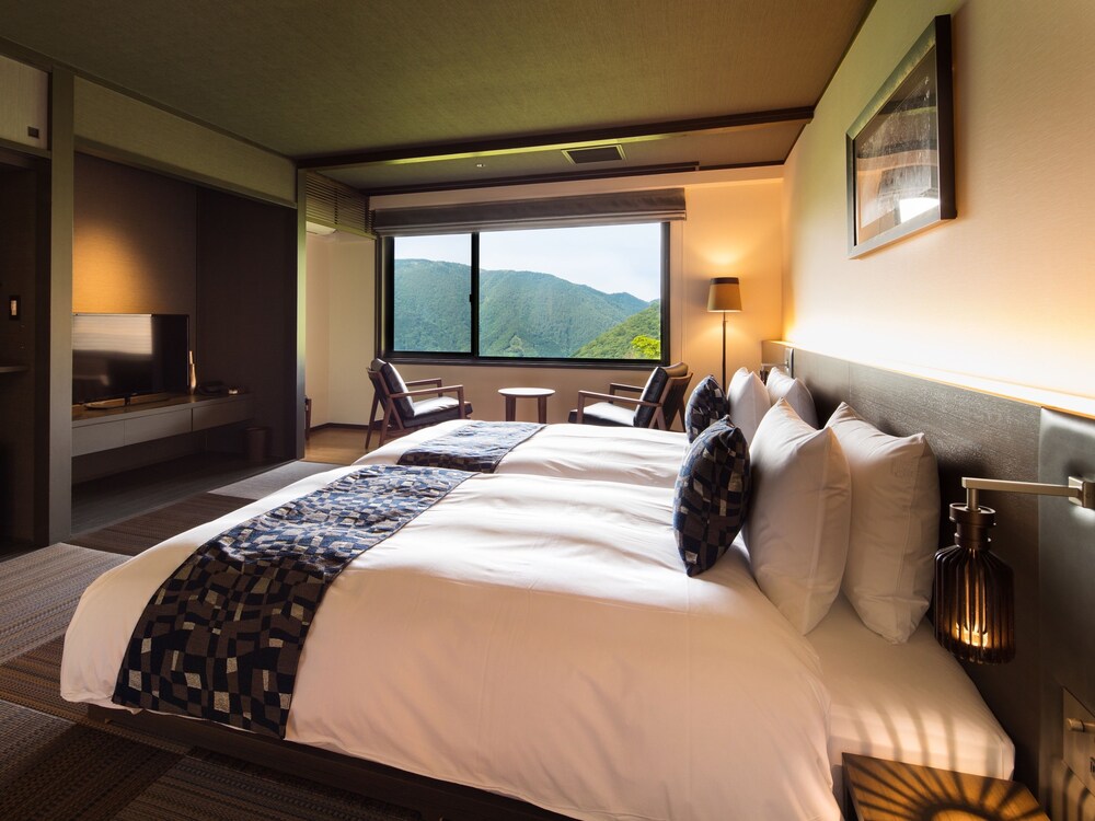BAR HOTEL 箱根香山 箱根